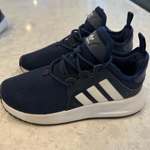 Navy, toddler boy 11.5k adidas.